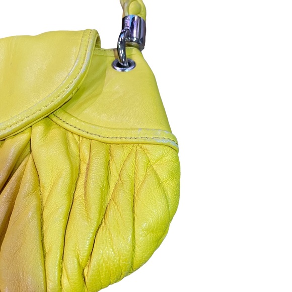 STEVE MADDEN Vintage Bright Yellow Purse W/ Braided Strap - Picture 8 of 16